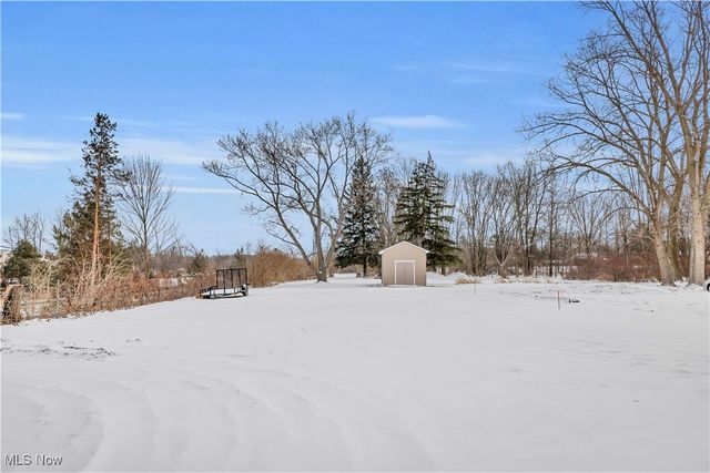 9391-9381 Columbia Road, Olmsted Falls, OH 44138