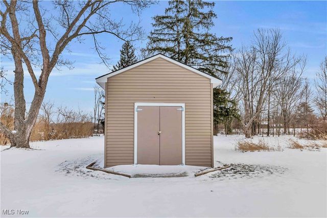 9391-9381 Columbia Road, Olmsted Falls, OH 44138