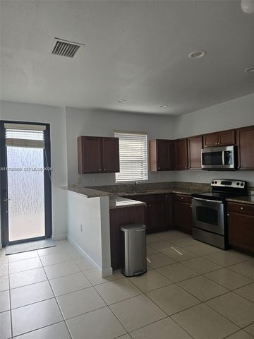 11440 SW 239th Ln, Homestead, FL 33032