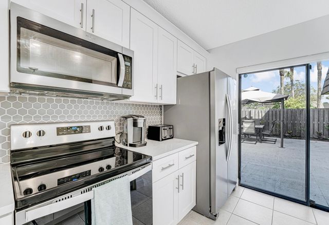 2439 24th Way 2439, West Palm Beach, FL 33407