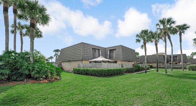 2439 24th Way 2439, West Palm Beach, FL 33407