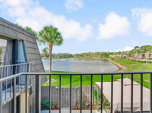 2439 24th Way 2439, West Palm Beach, FL 33407