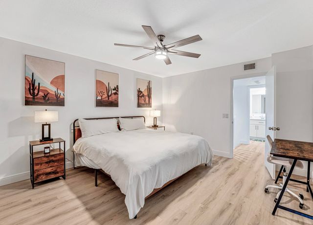 2439 24th Way 2439, West Palm Beach, FL 33407