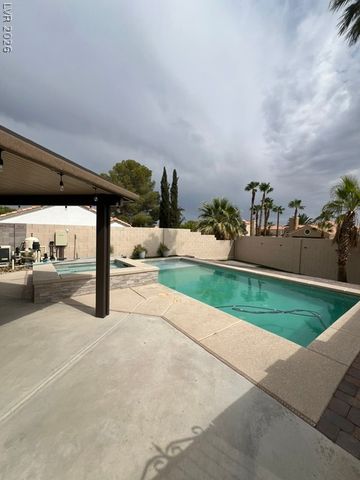 9800 Great Bend Drive, Las Vegas, NV 89117