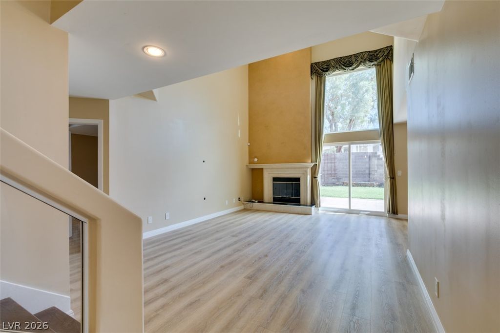 9800 Great Bend Drive, Las Vegas, NV 89117 — photo 5