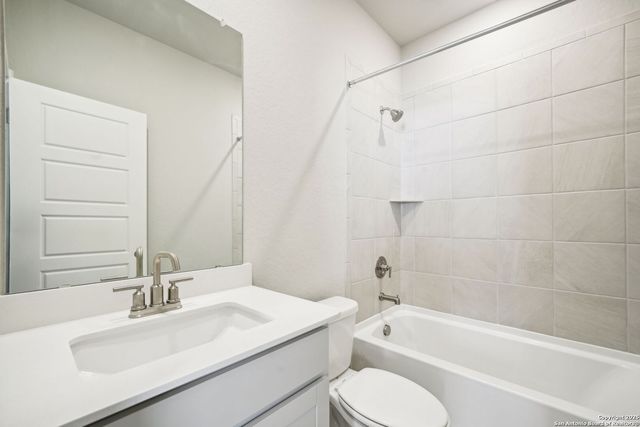 1306 Arcadian Rose, San Antonio, TX 78245