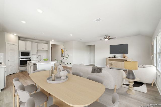 1306 Arcadian Rose, San Antonio, TX 78245