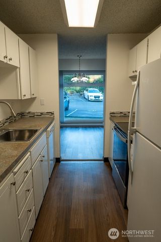 15138 65th Avenue S #107, Tukwila, WA 98188