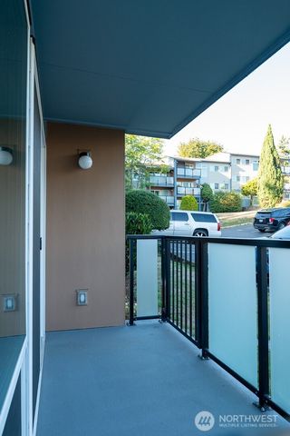15138 65th Avenue S #107, Tukwila, WA 98188