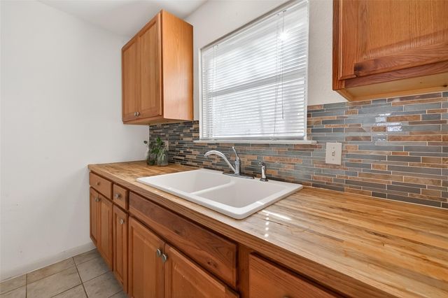 2007 Antoine Drive, Houston, TX 77055