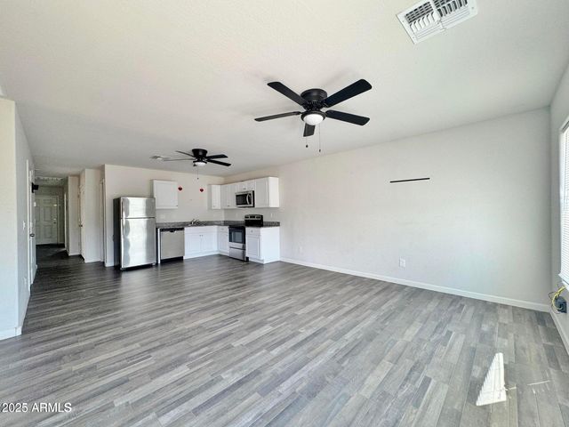 9455 W TROY Drive, Arizona City, AZ 85123