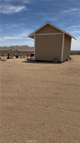 27824 27826 Clark Road, Apple Valley, CA 92308