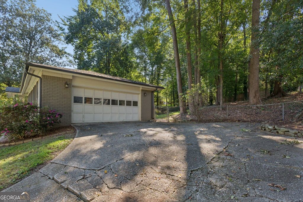 3195 Ann Road, Smyrna, GA 30080 — photo 3