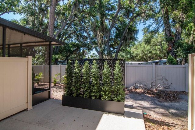 5368 SYLVESTER LOOP, Tampa, FL 33610
