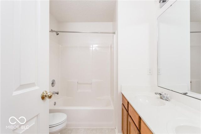 13800 Stanford Drive, Carmel, IN 46074