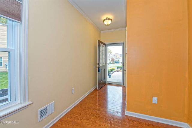 36 Stacey Court, Colonie, NY 12047