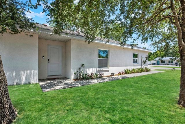2011 OUTER DRIVE, Sarasota, FL 34231