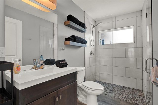 2011 OUTER DRIVE, Sarasota, FL 34231