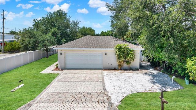 2011 OUTER DRIVE, Sarasota, FL 34231