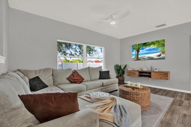 2011 OUTER DRIVE, Sarasota, FL 34231