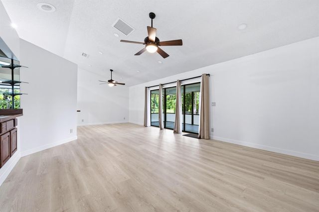 7380 155TH Place N, Palm Beach Gardens, FL 33418