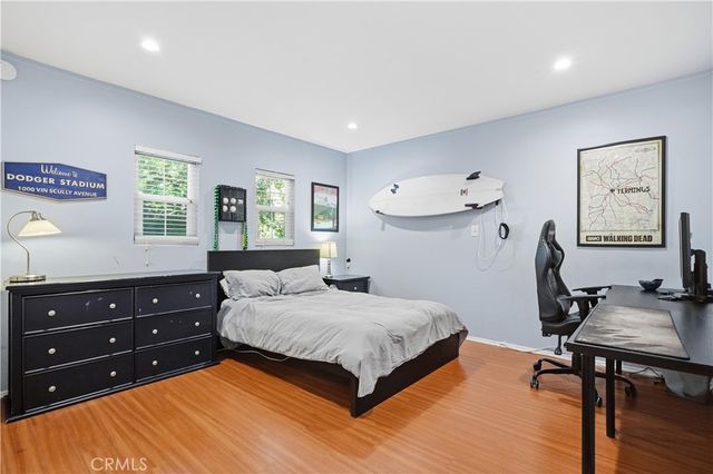 10808 Des Moines, Porter Ranch, CA 91326