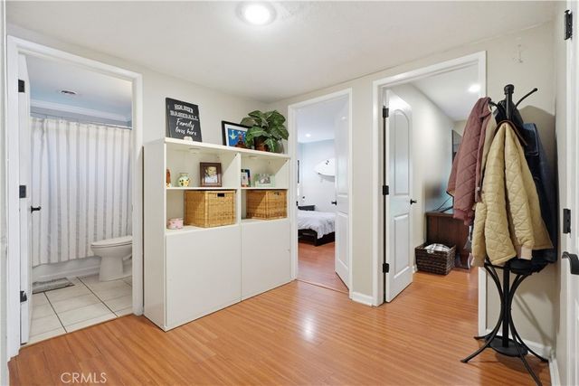 10808 Des Moines, Porter Ranch, CA 91326