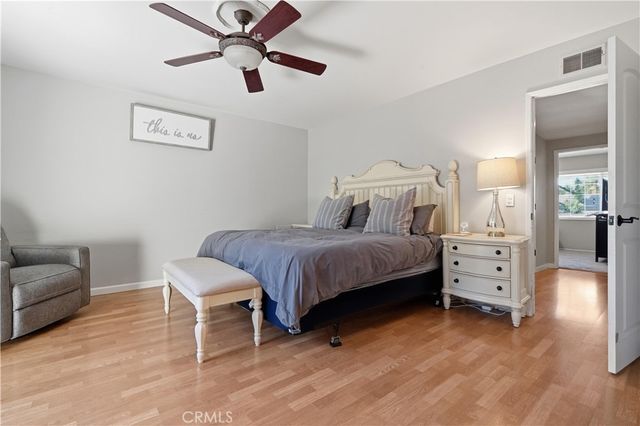 10808 Des Moines, Porter Ranch, CA 91326