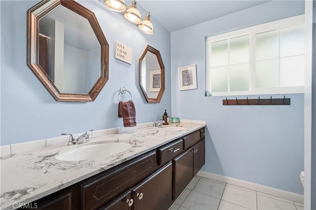 10808 Des Moines, Porter Ranch, CA 91326