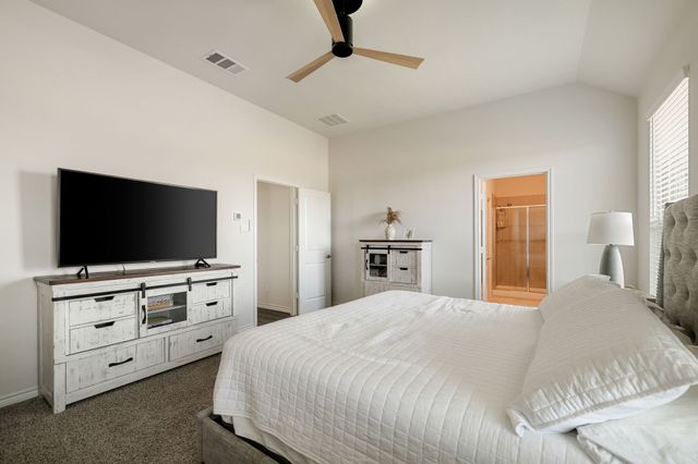 2818 N.Moccasin Lane, Aubrey, TX 76227
