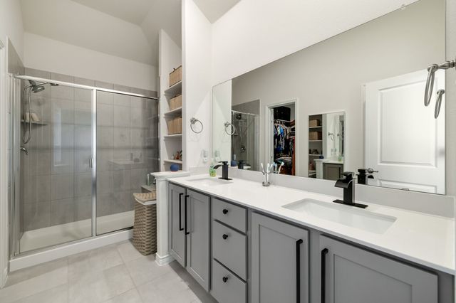 2818 N.Moccasin Lane, Aubrey, TX 76227