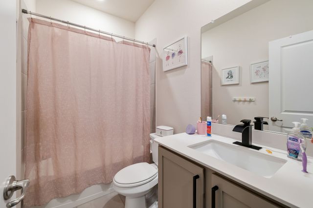 2818 N.Moccasin Lane, Aubrey, TX 76227