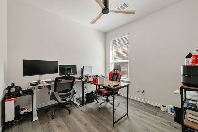 2818 N.Moccasin Lane, Aubrey, TX 76227