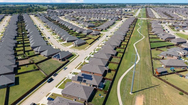 2818 N.Moccasin Lane, Aubrey, TX 76227