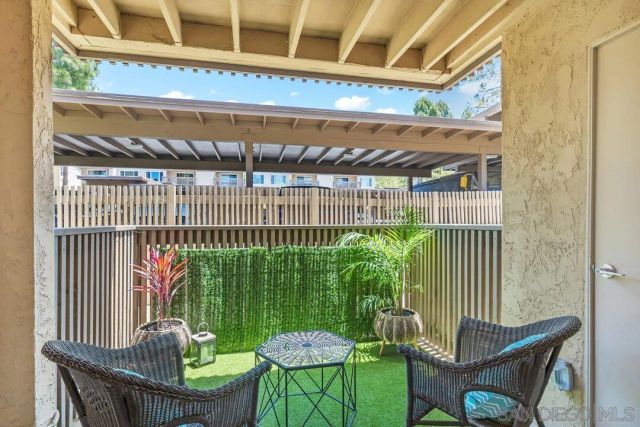 8644 Via Mallorca F, La Jolla, CA 92037