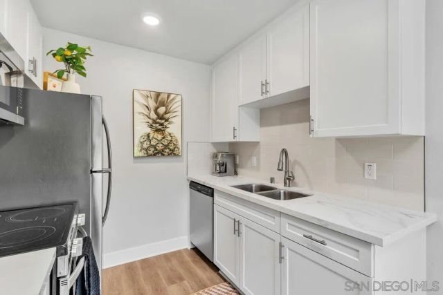 8644 Via Mallorca F, La Jolla, CA 92037