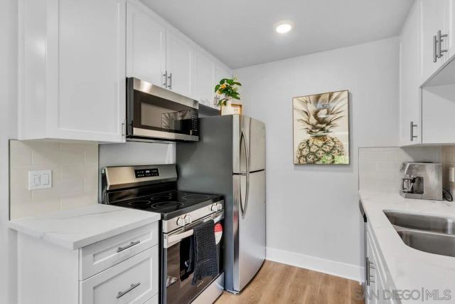 8644 Via Mallorca F, La Jolla, CA 92037