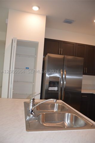 1801 SE 27th Ter, Homestead, FL 33035
