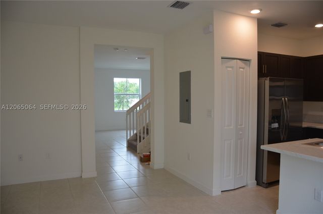 1801 SE 27th Ter, Homestead, FL 33035