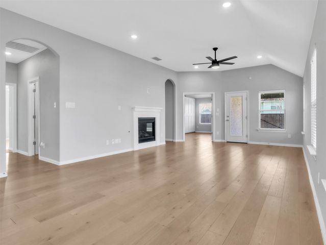2637 Grouse Hollow Way, Midlothian, TX 76065