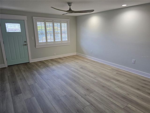 5750 80TH STREET N A106, St Petersburg, FL 33709