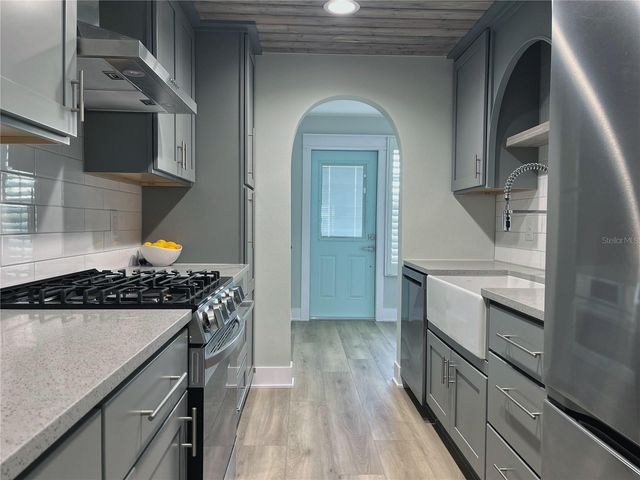 5750 80TH STREET N A106, St Petersburg, FL 33709