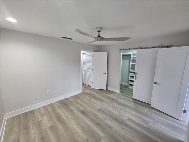 5750 80TH STREET N A106, St Petersburg, FL 33709