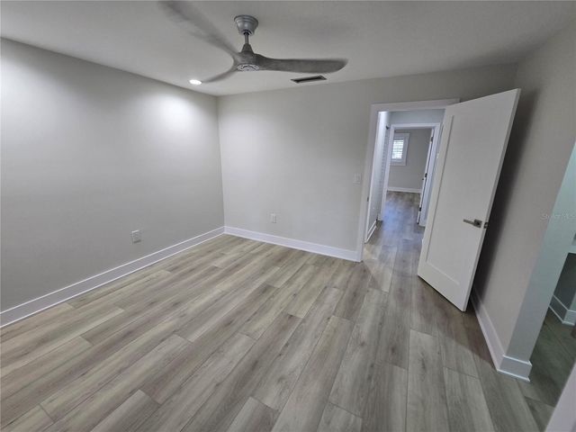 5750 80TH STREET N A106, St Petersburg, FL 33709