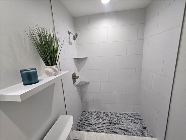 5750 80TH STREET N A106, St Petersburg, FL 33709