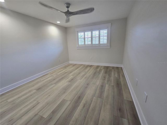 5750 80TH STREET N A106, St Petersburg, FL 33709