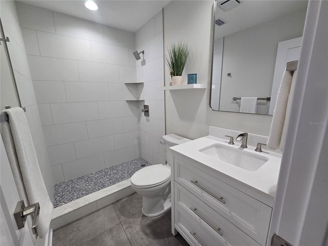 5750 80TH STREET N A106, St Petersburg, FL 33709