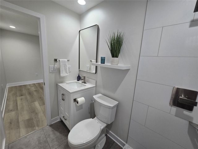 5750 80TH STREET N A106, St Petersburg, FL 33709