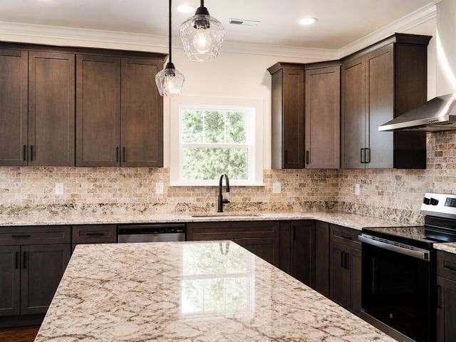 123 Bob White Drive, Ocoee, TN 37361
