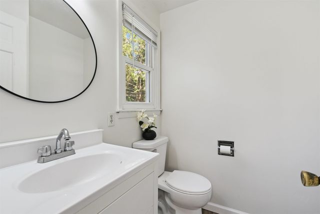 1132 W Ridgeway Avenue, Waterloo, IA 50701